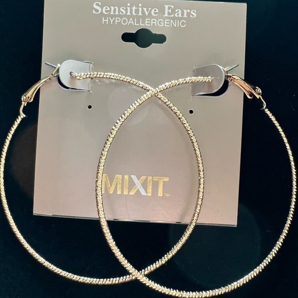 MIXIT Gold Toned Large 2 1/2” Hoop Earrings Sensitive Ears - Picture 1 of 2